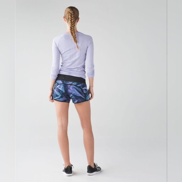 Lululemon Run Times Short *4-way Stretch 4" Pretty Prism Multi / Black Size 10 - Picture 2 of 8